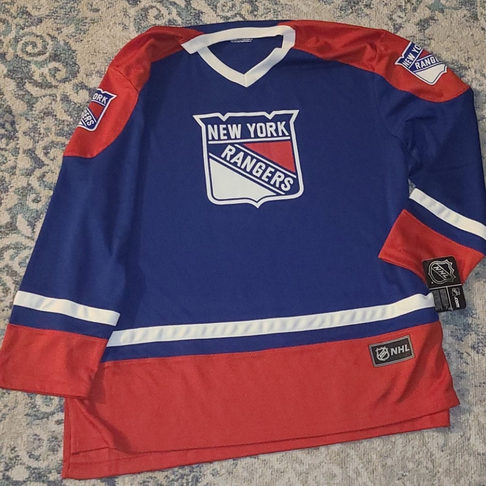 NWT NHL New York Rangers Jersey